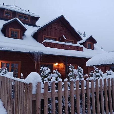 Apartman Jezerne Velké Karlovice Extérieur photo